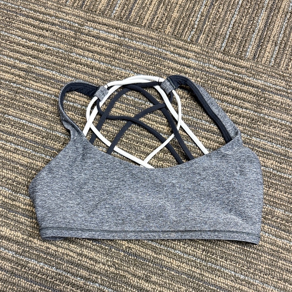 Lululemon Sports Bra size 4